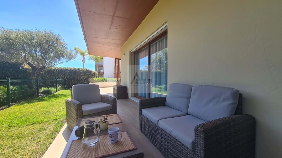 Apartamento T4 para Venda em Portimão Foto 9