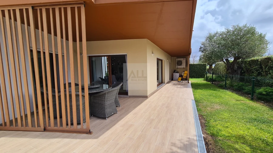 Apartamento T4 para Venda em Portimão Foto 38