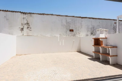 Moradia T3 para Venda em Quelfes