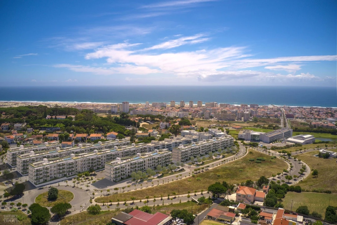 Apartamento T4 para Venda em Caparica e Trafaria Foto 8