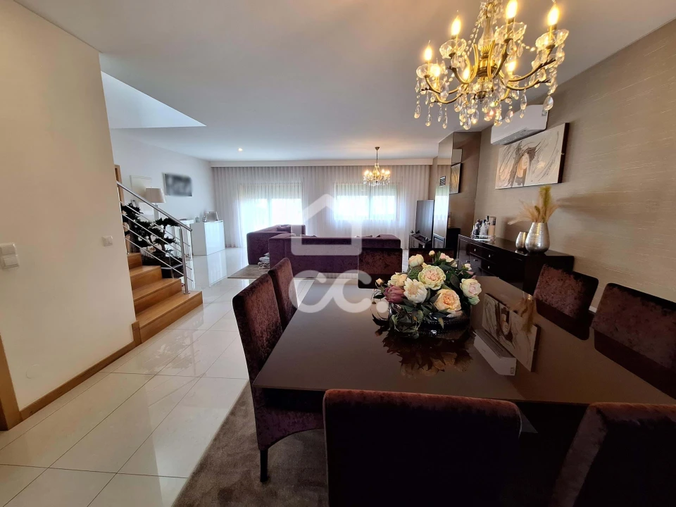 Moradia T3 para Venda em Louredo Foto 5