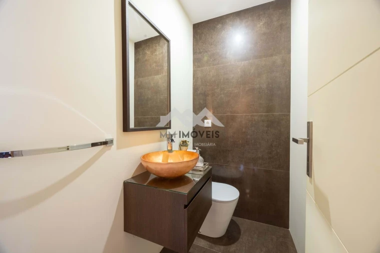 Moradia T3 para Venda em Cedofeita, Santo Ildefonso, Sé, Miragaia, São Nicolau e Vitória Foto 7