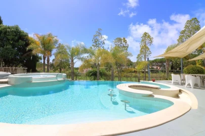 Moradia T5 para Venda em Almancil