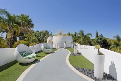 Moradia T5 para Venda em Almancil