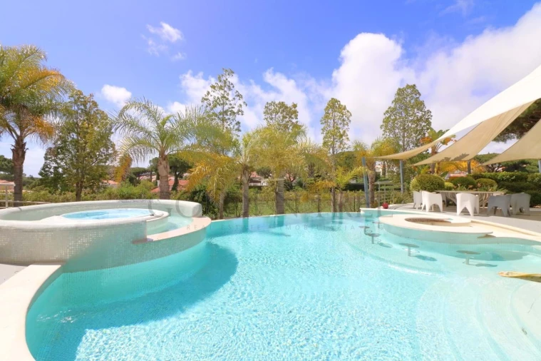 Moradia T5 para Venda em Almancil Foto 24