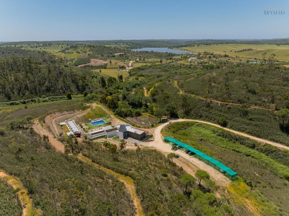 Quinta T9 para Venda em Mexilhoeira Grande Foto 1