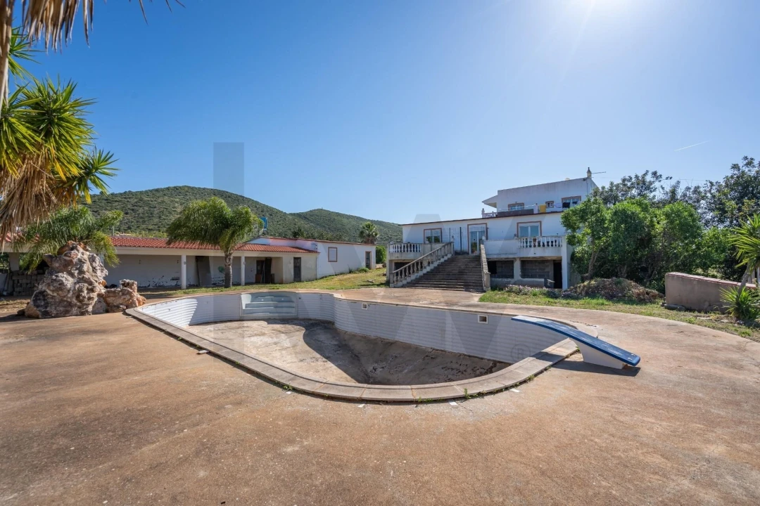 Moradia T6 para Venda em Faro (Sé e São Pedro) Foto 43