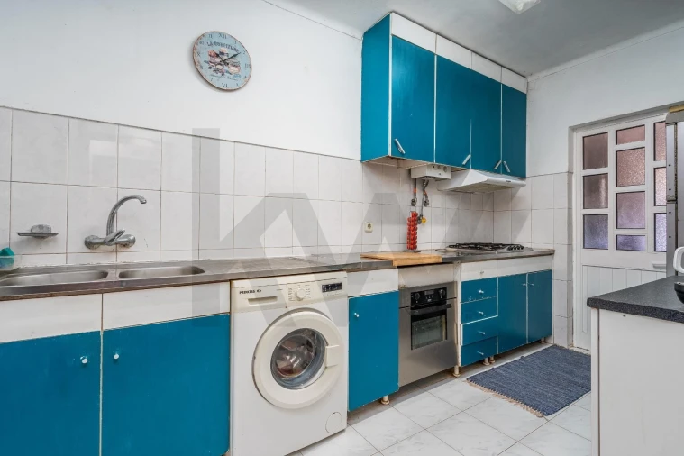 Moradia T6 para Venda em Faro (Sé e São Pedro) Foto 28