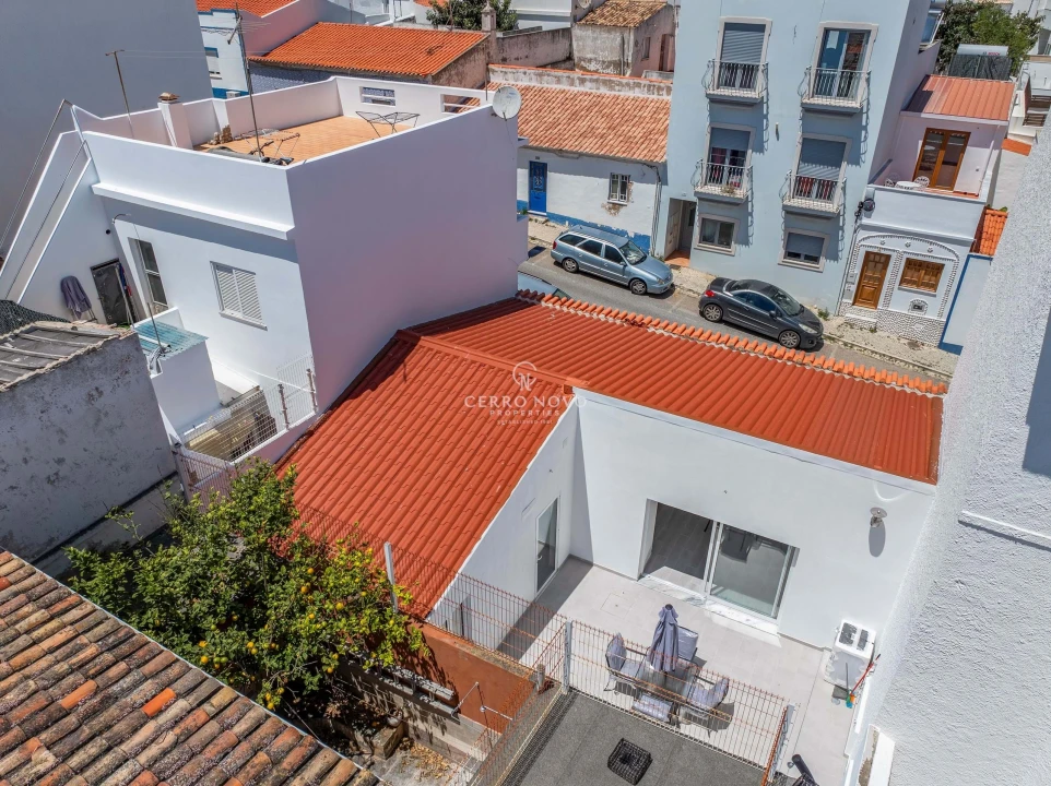Moradia T2 para Venda em Albufeira e Olhos de Água Foto 13