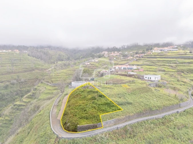 Terreno para Venda em Fajã da Ovelha Foto 14