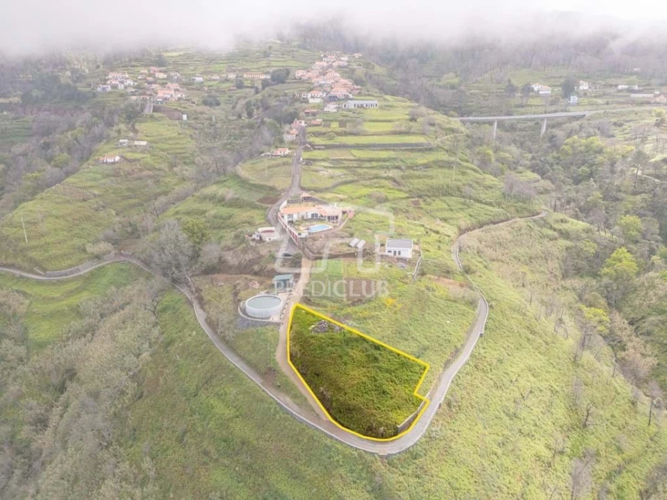 Terreno para Venda em Fajã da Ovelha Foto 9