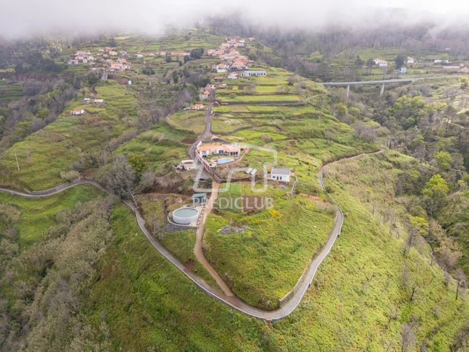 Terreno para Venda em Fajã da Ovelha Foto 8