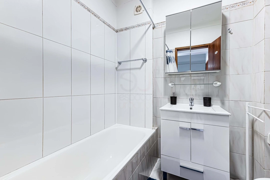 Apartamento T2 para Venda em Armação de Pera Foto 14