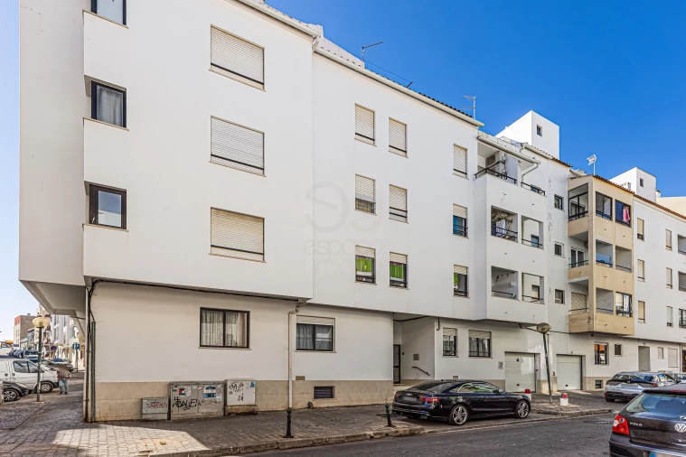 Apartamento T2 para Venda em Armação de Pera Foto 5