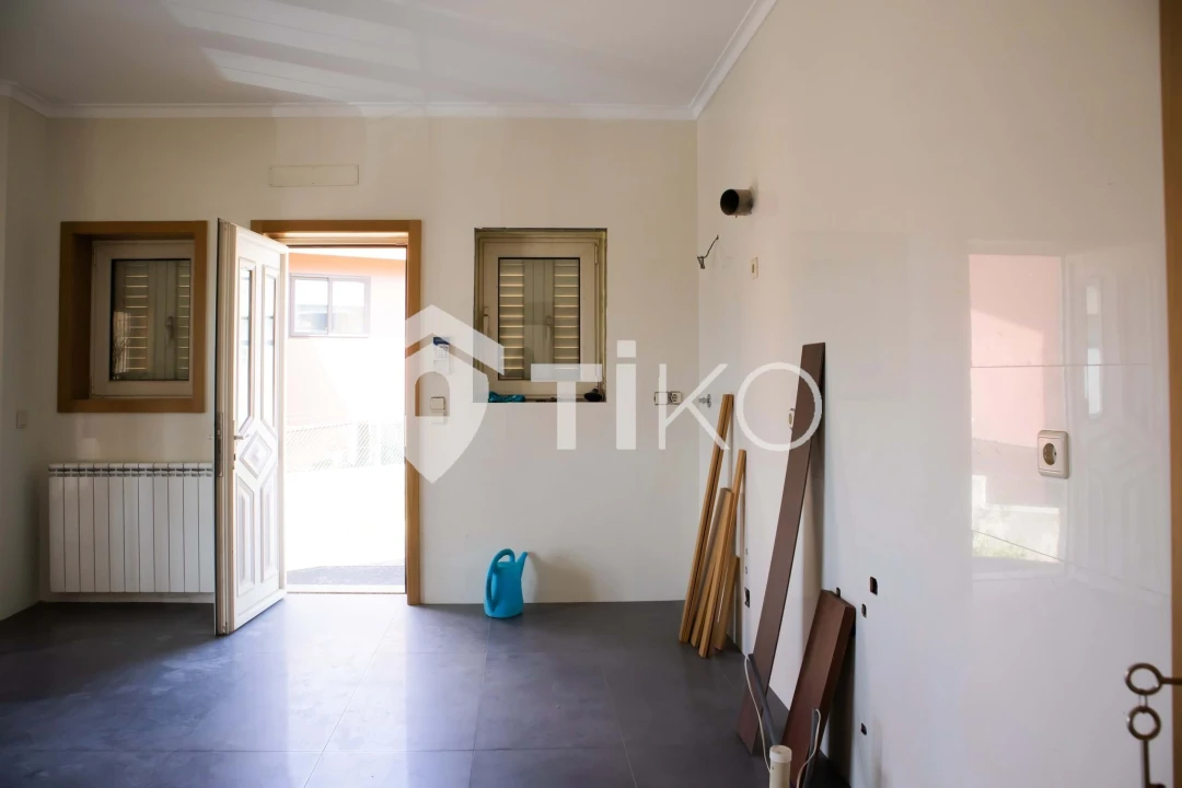 Moradia T5 para Venda em Mozelos Foto 7