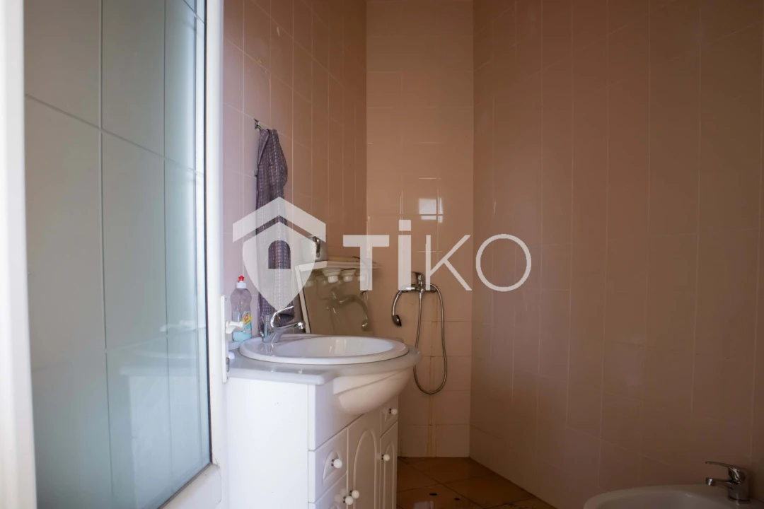 Moradia T5 para Venda em Mozelos Foto 43