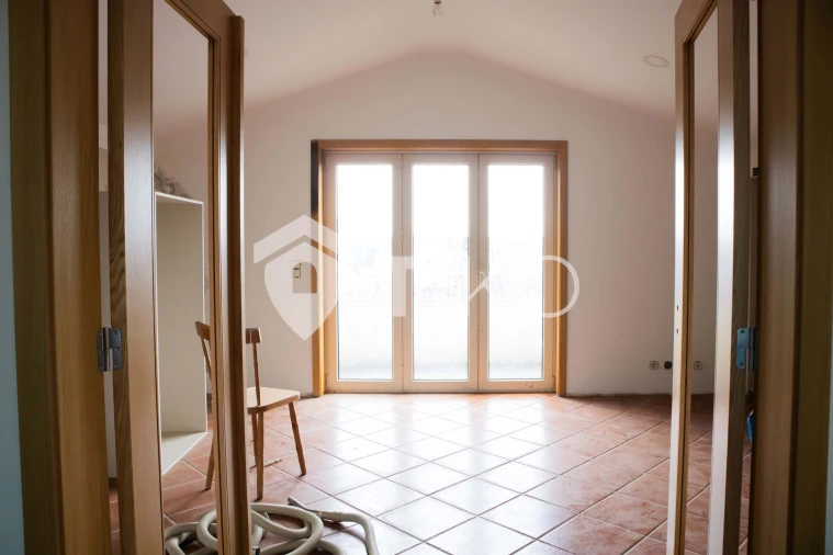 Moradia T5 para Venda em Mozelos Foto 26