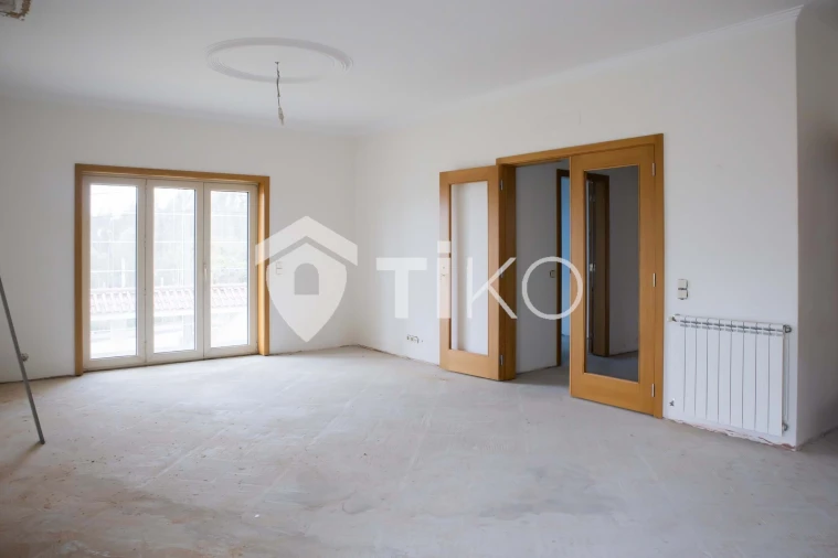 Moradia T5 para Venda em Mozelos Foto 4