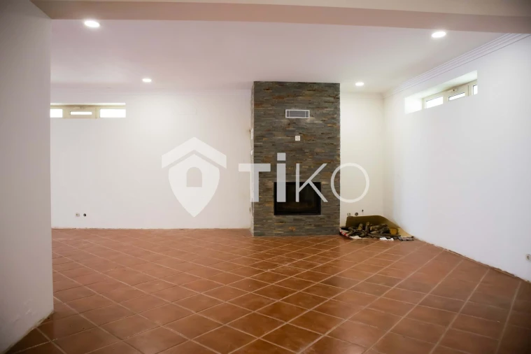 Moradia T5 para Venda em Mozelos Foto 35