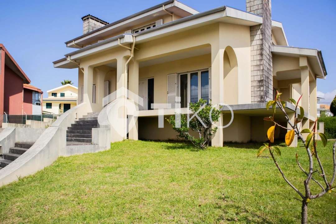 Moradia T5 para Venda em Mozelos Foto 48