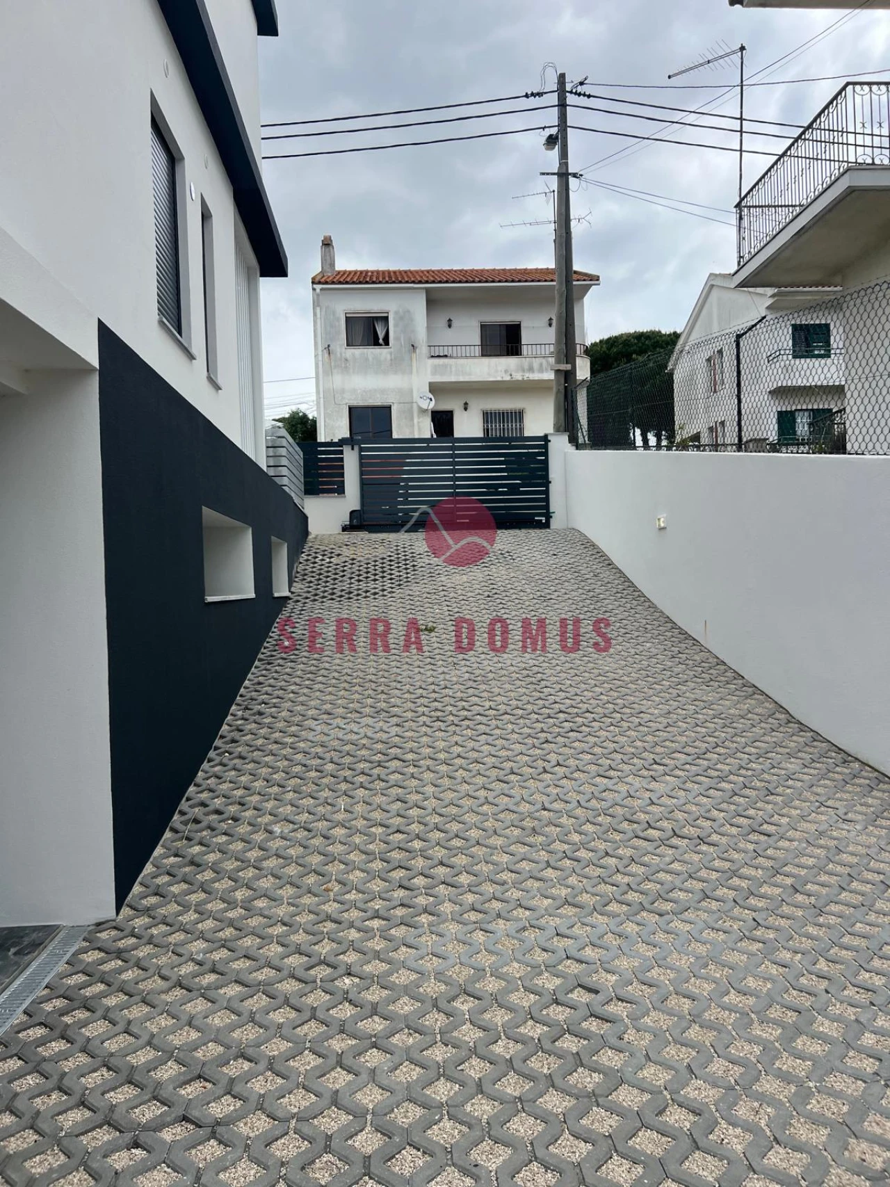 Moradia T4 para Venda em Laranjeiro e Feijó Foto 5