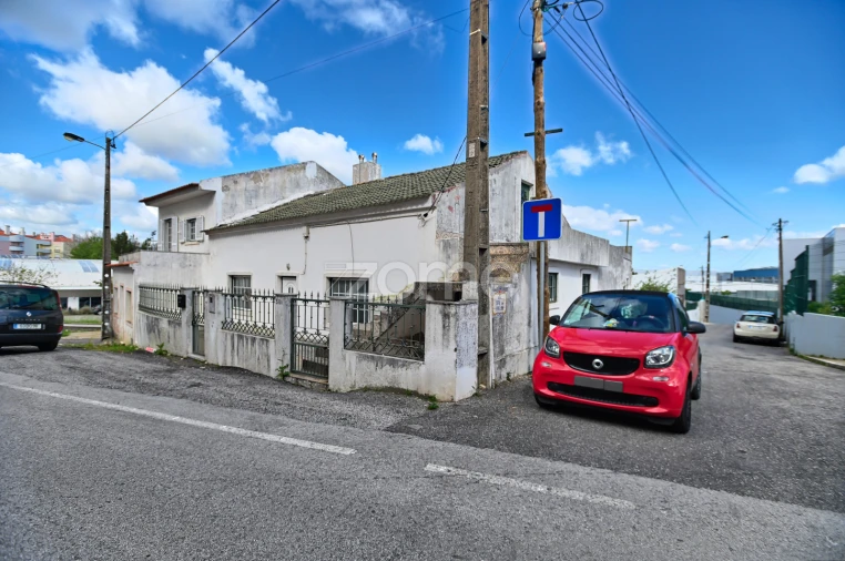 Moradia T7 para Venda em São Domingos de Rana Foto 2