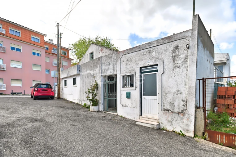 Moradia T7 para Venda em São Domingos de Rana Foto 5