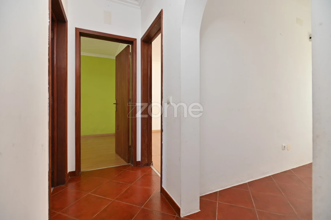 Moradia T7 para Venda em São Domingos de Rana Foto 20