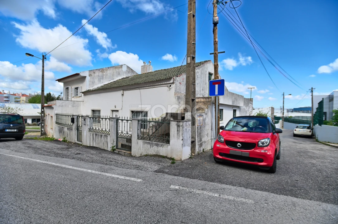 Moradia T7 para Venda em São Domingos de Rana Foto 2