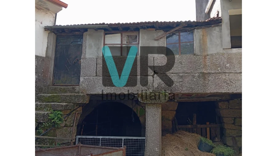 Moradia T2 para Venda em Cabril Foto 9