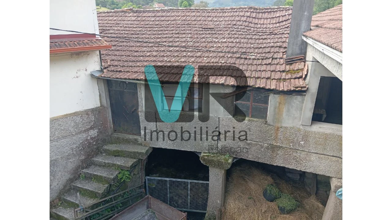 Moradia T2 para Venda em Cabril Foto 2