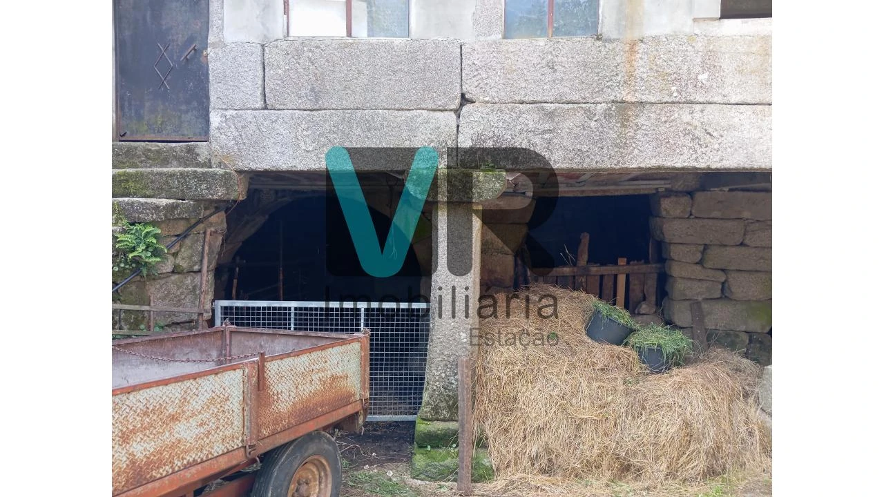 Moradia T2 para Venda em Cabril Foto 10