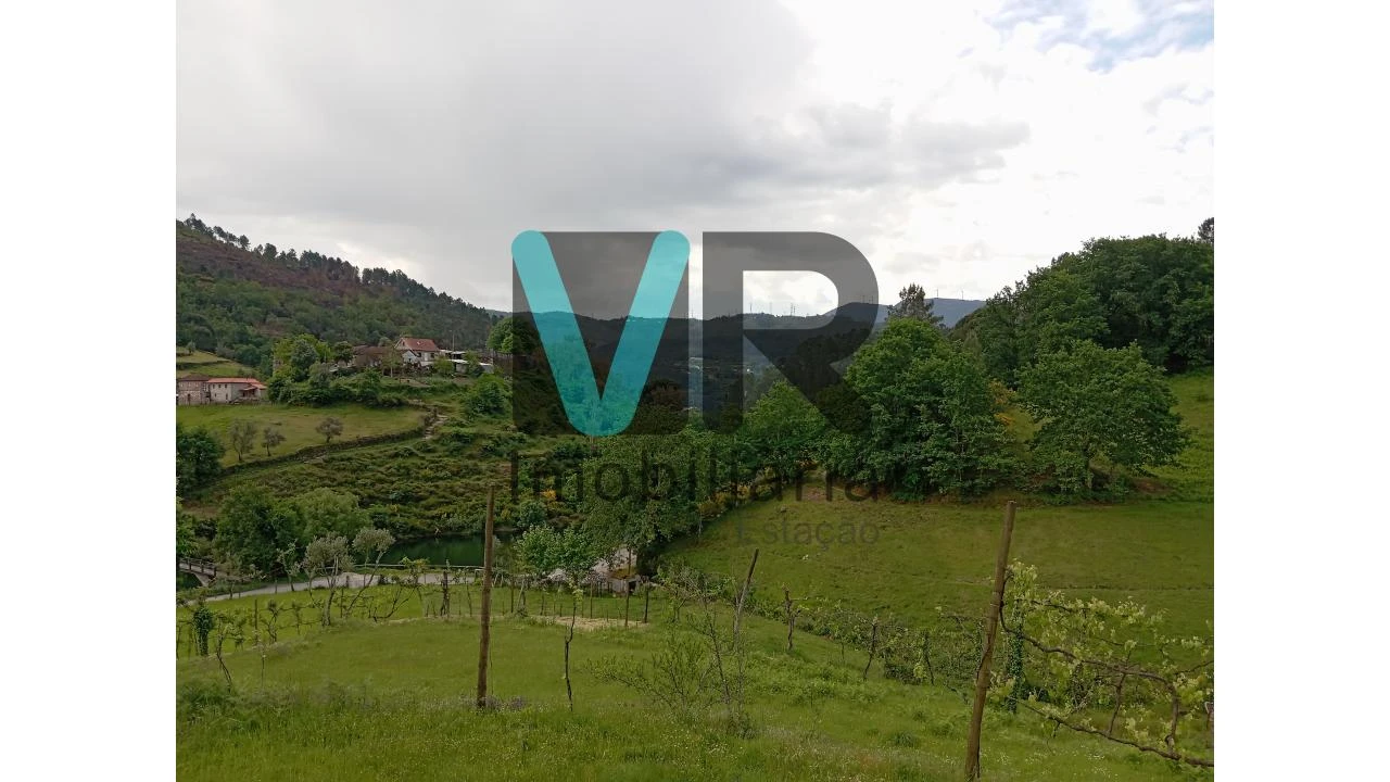 Moradia T2 para Venda em Cabril Foto 18