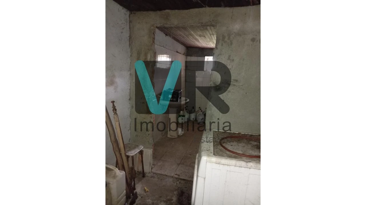 Moradia T2 para Venda em Cabril Foto 21