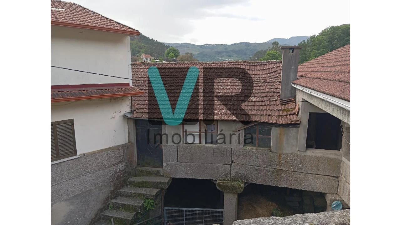 Moradia T2 para Venda em Cabril Foto 1