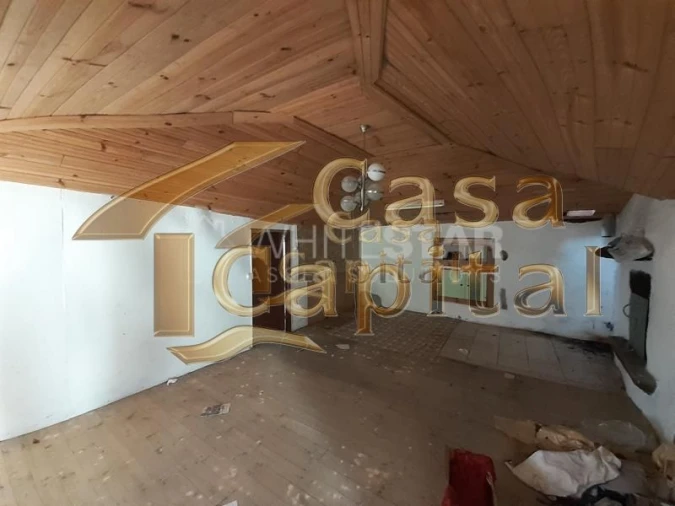 Moradia T1 para Venda em Carva e Vilares Foto 4