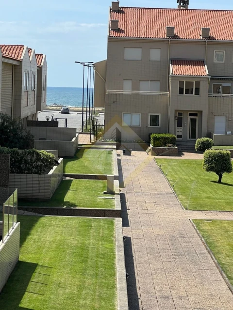 Apartamento T4 para Venda em Perafita, Lavra e Santa Cruz do Bispo