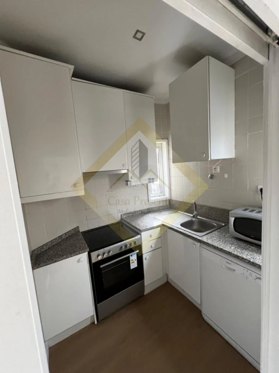 Apartamento T1 para Venda em Bonfim Foto 13