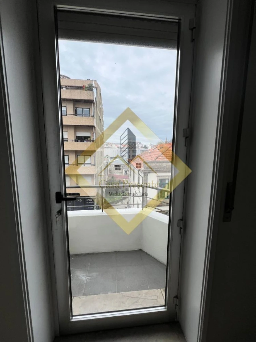 Apartamento T1 para Venda em Bonfim Foto 28