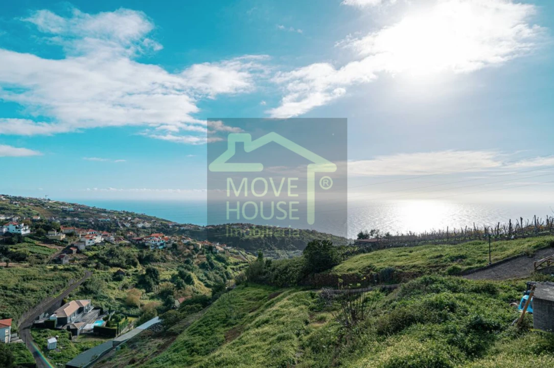 Moradia T5 para Venda em Calheta Foto 35