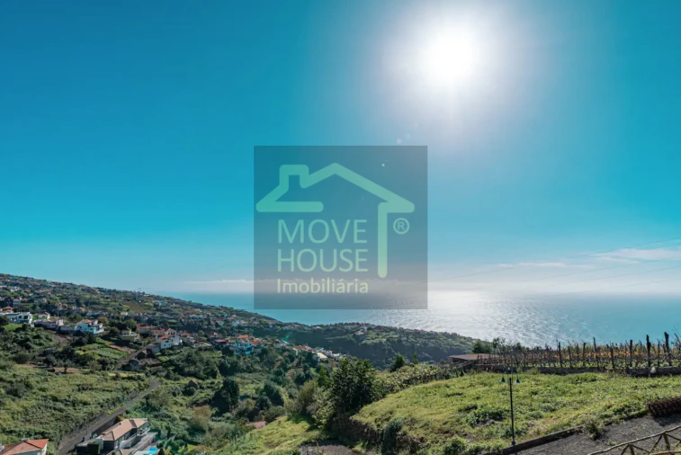 Moradia T5 para Venda em Calheta Foto 34