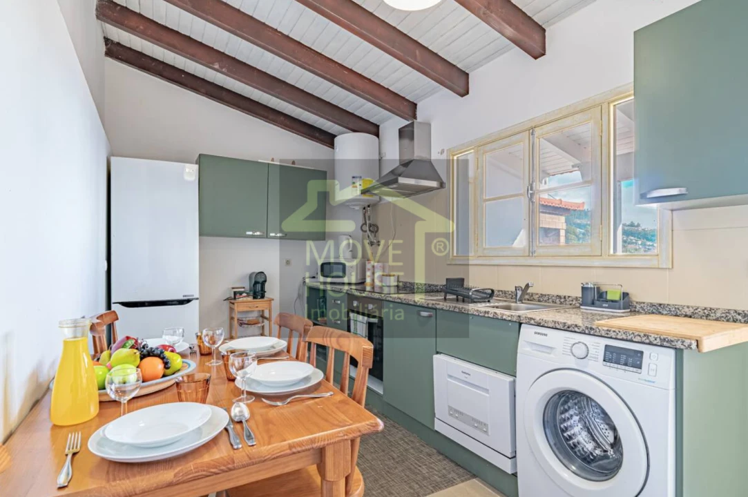 Moradia T5 para Venda em Calheta Foto 10