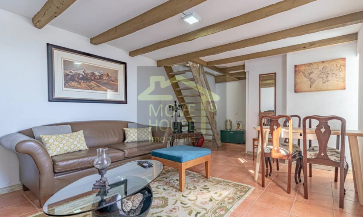 Moradia T5 para Venda em Calheta Foto 3