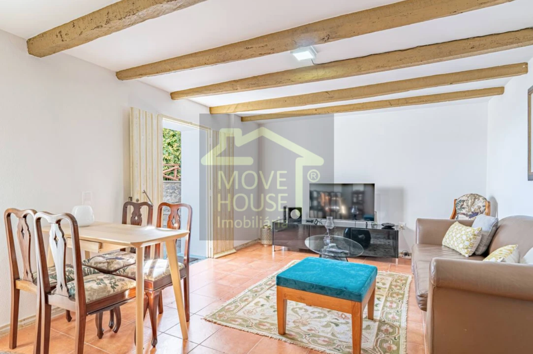 Moradia T5 para Venda em Calheta Foto 4