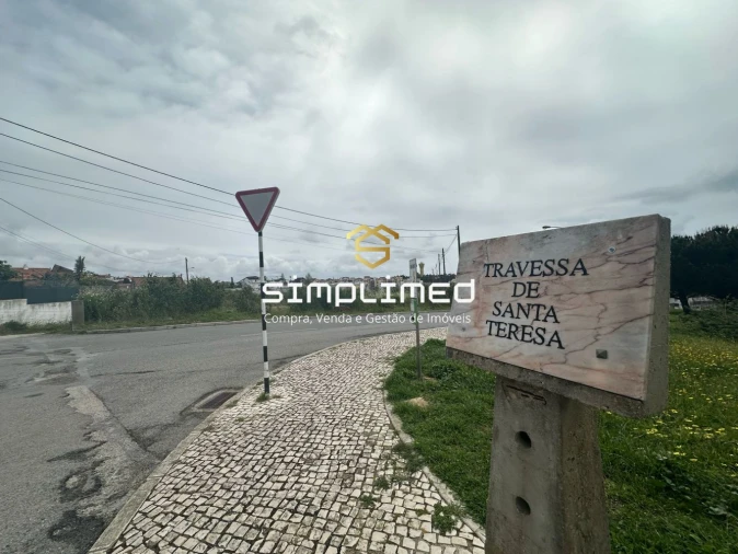Terreno para Venda em Charneca de Caparica e Sobreda Foto 4