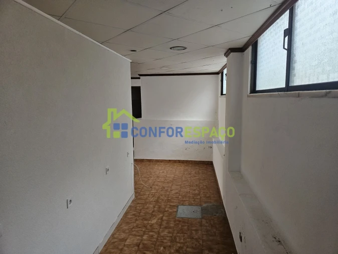 Loja para Arrendamento em Castelo Branco Foto 15