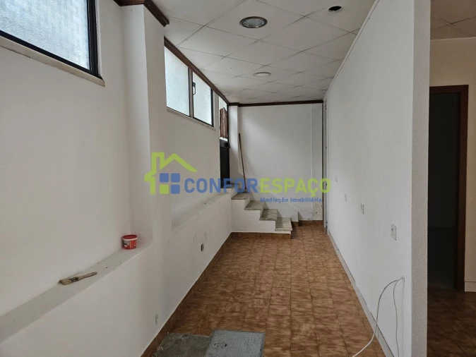 Loja para Arrendamento em Castelo Branco Foto 16