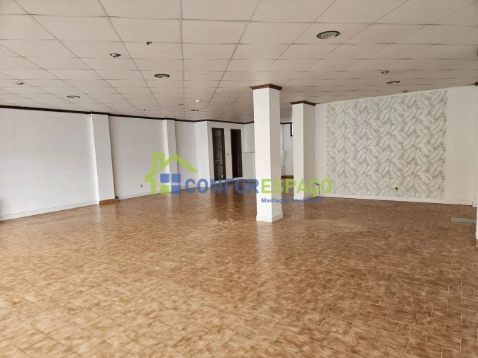 Loja para Arrendamento em Castelo Branco Foto 6