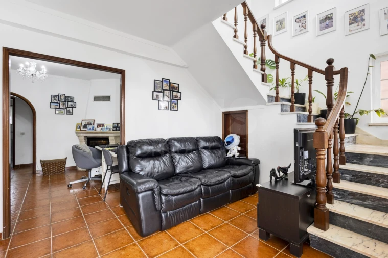 Moradia T4 para Venda em Serra D'El-Rei Foto 4