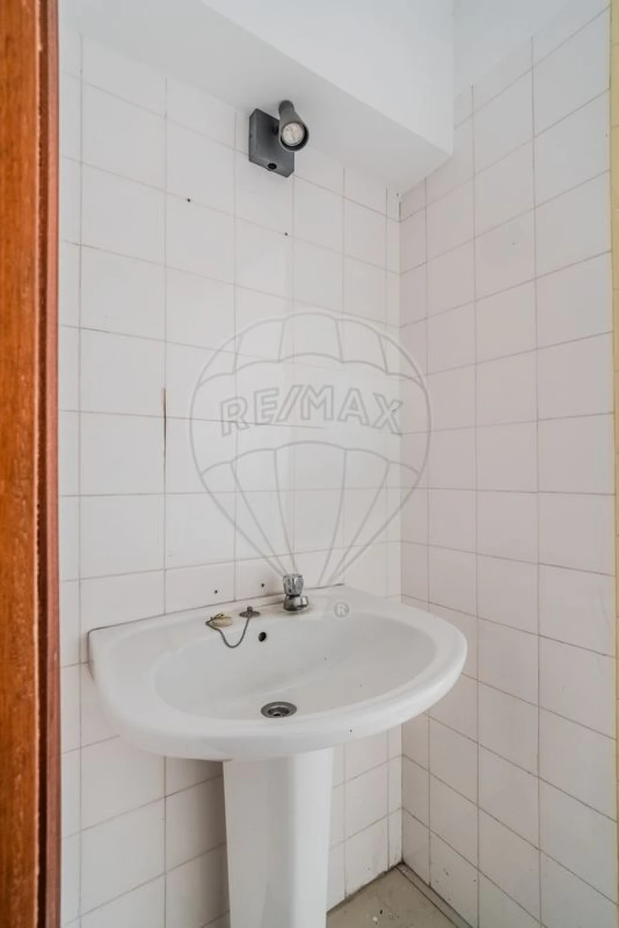 Loja para Venda em Santa Maria, São Pedro e Matacães Foto 23